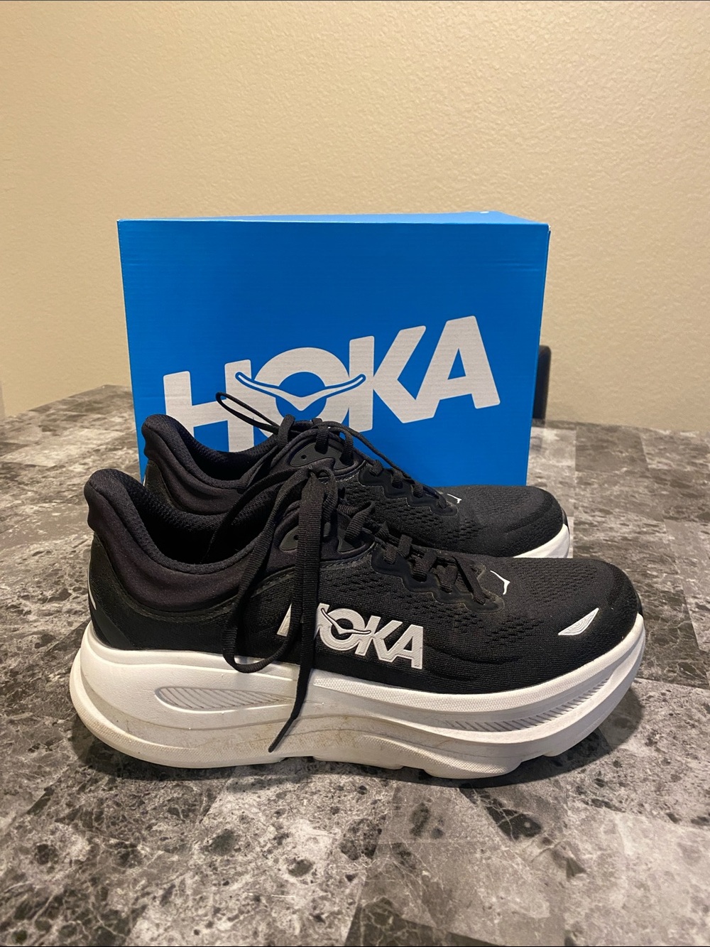 HOKA Bondi 9, Men’s size 8.5 Wide